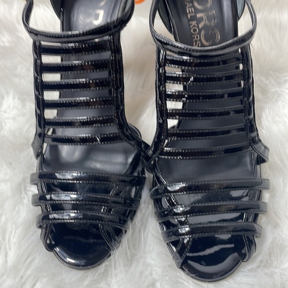 ♥️MICHAEL KORS HEEL’S♥️ - Picture 6 of 16